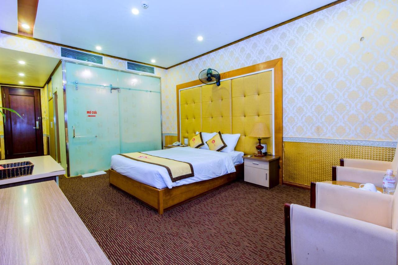 Hoa Dao Hotel Hoa Binh Exterior photo