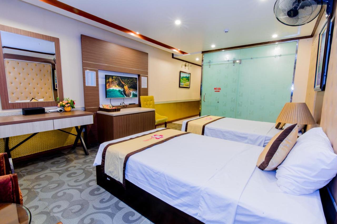 Hoa Dao Hotel Hoa Binh Exterior photo